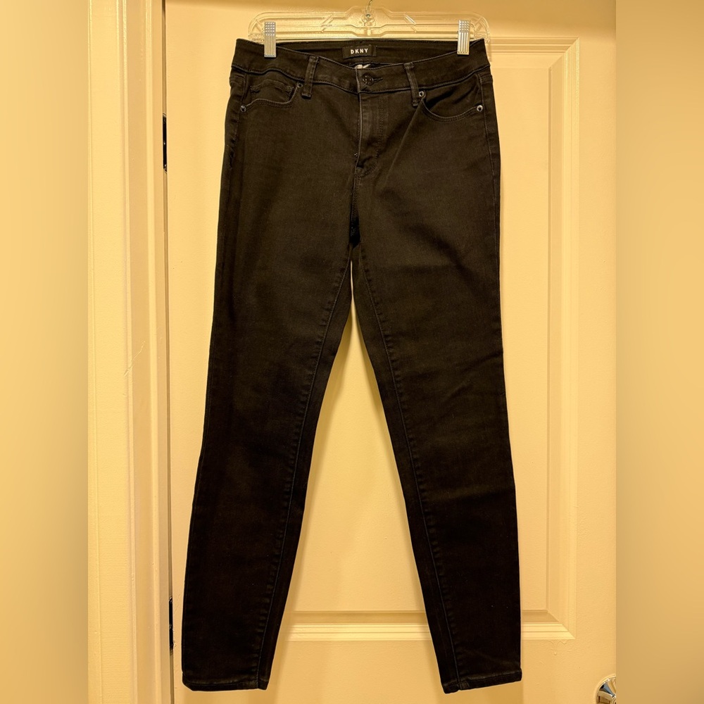 DKNY Women's Black Straight Leg Jeans